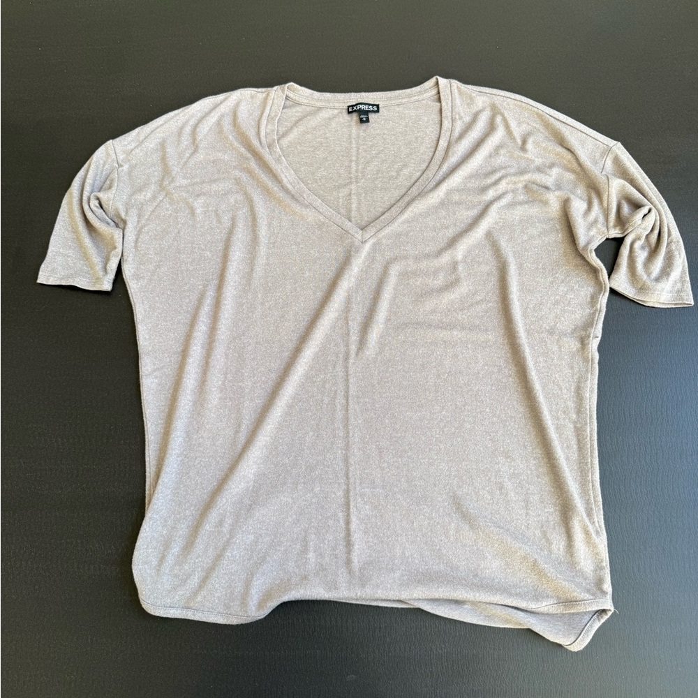 Express Tan Short Sleeve V-Neck Tee